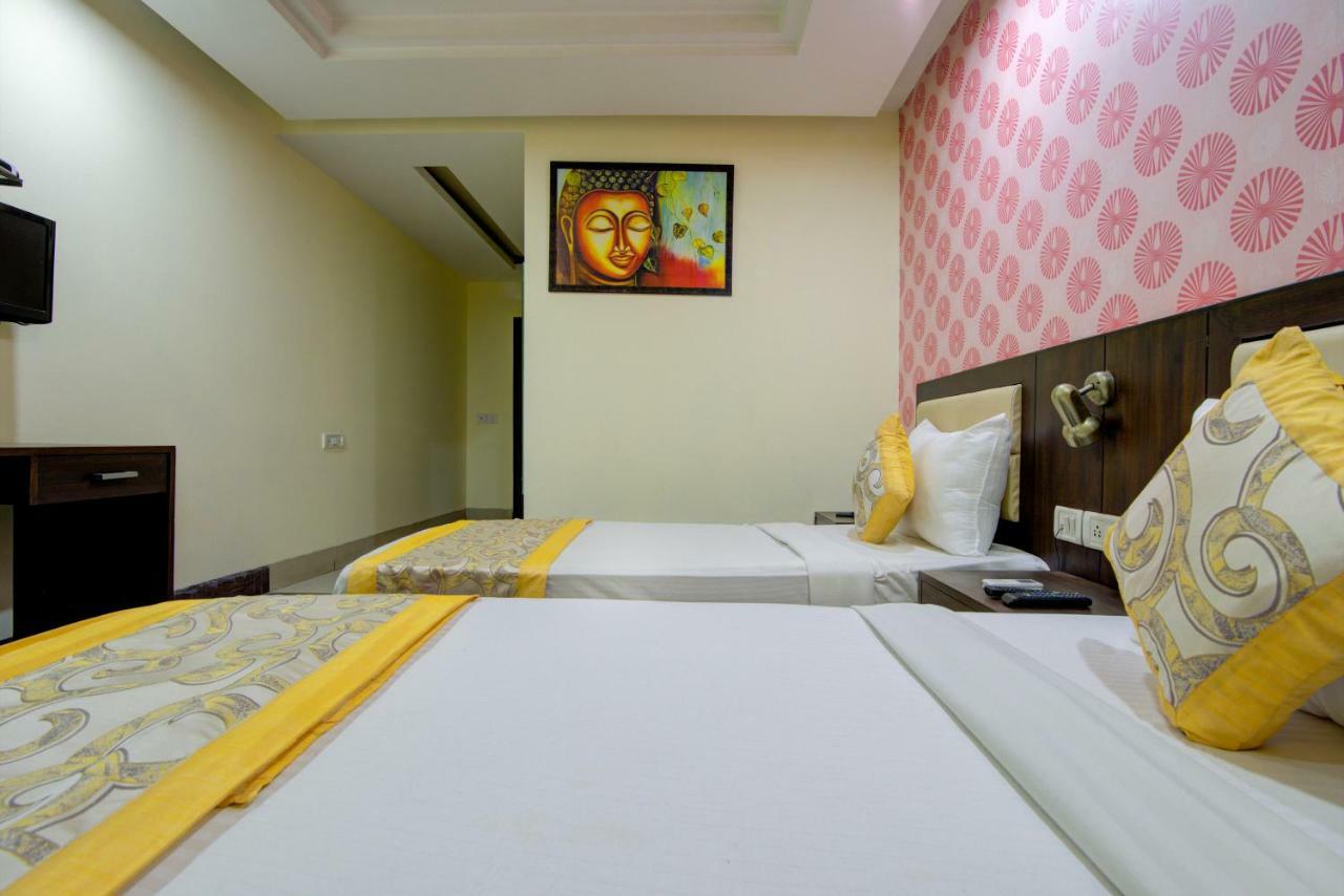 Airport Hotel Daya Capitol New Delhi Exterior photo