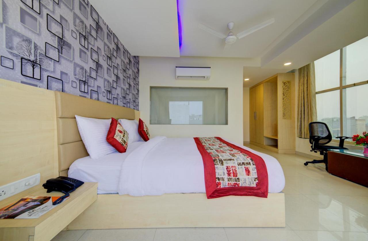 Airport Hotel Daya Capitol New Delhi Exterior photo