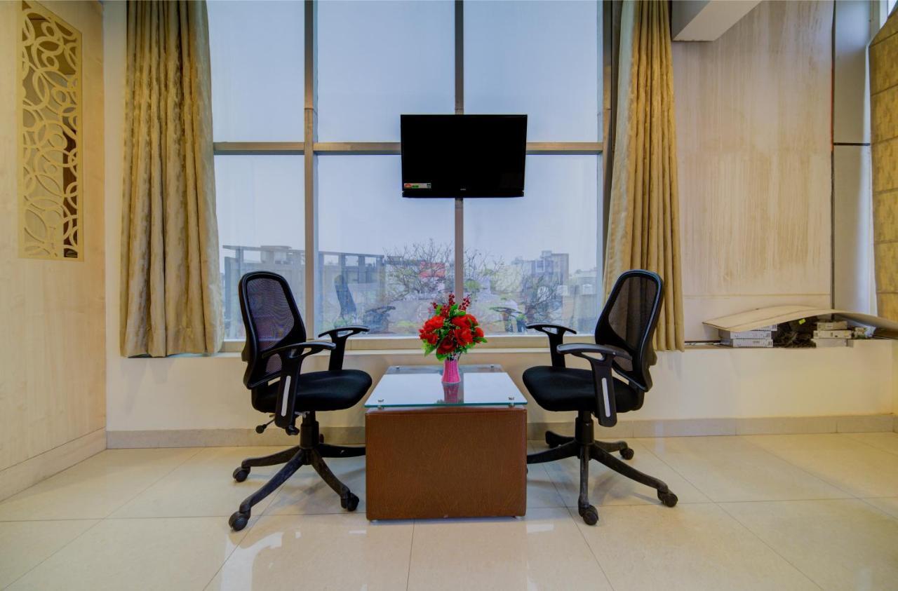 Airport Hotel Daya Capitol New Delhi Exterior photo